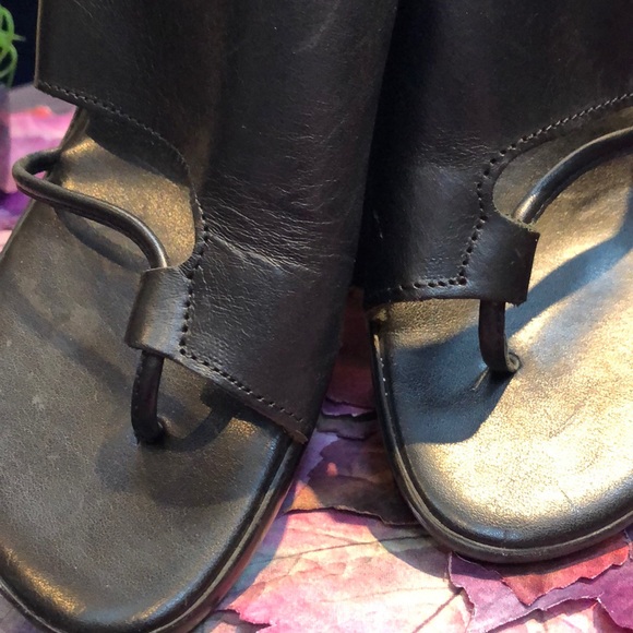 MATISSE LEATHER ITALIAN Made Sandal by - Picture 12 of 12